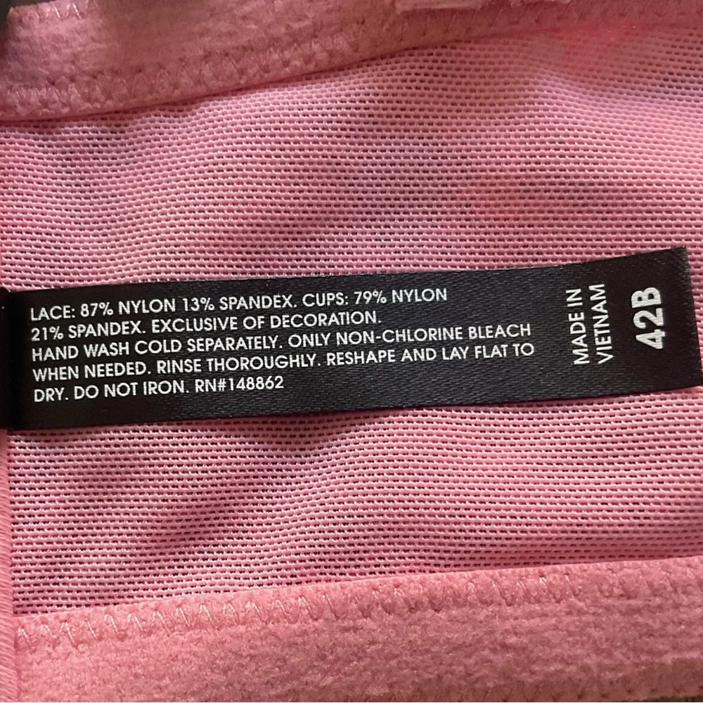 Torrid Plunge Push Up  Lace Padded Underwire Bra In Color Sea Pink Size 42B NWT - Picture 14 of 14